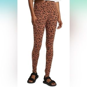 Wild fable high-rise leggings
